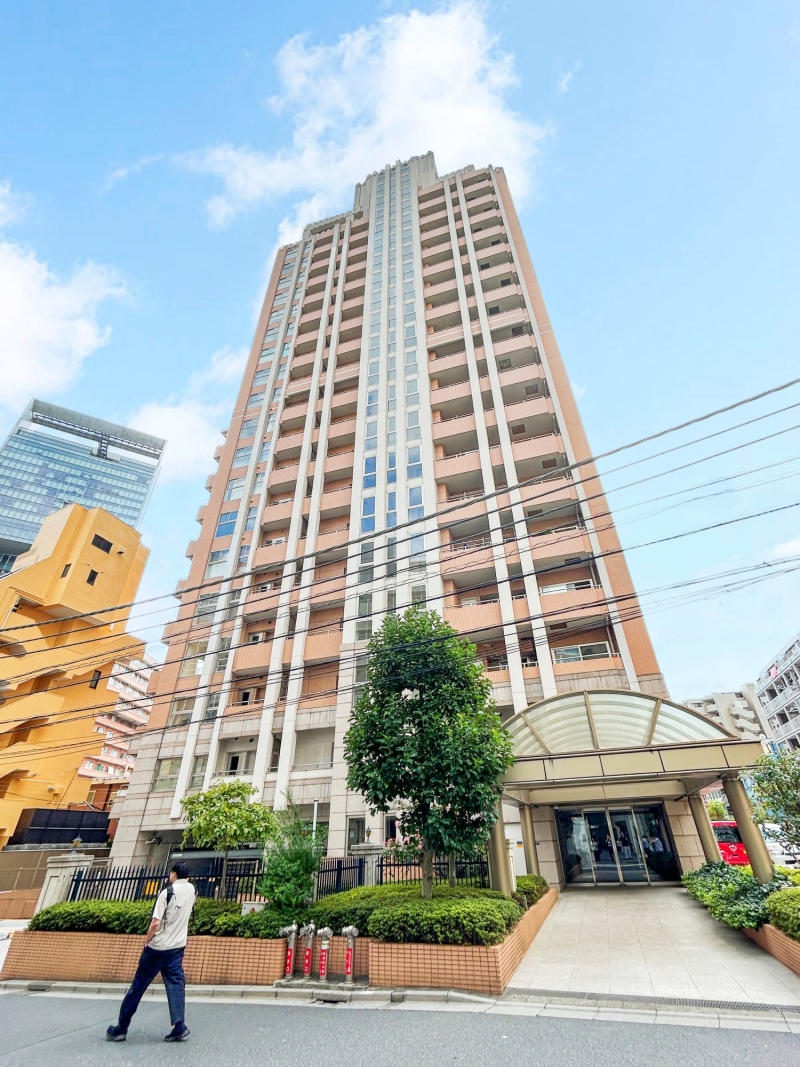 ファミール新宿グランスィートタワー