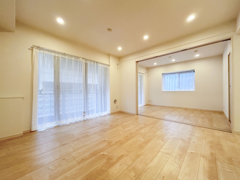 ゼクスビューネ中野本町