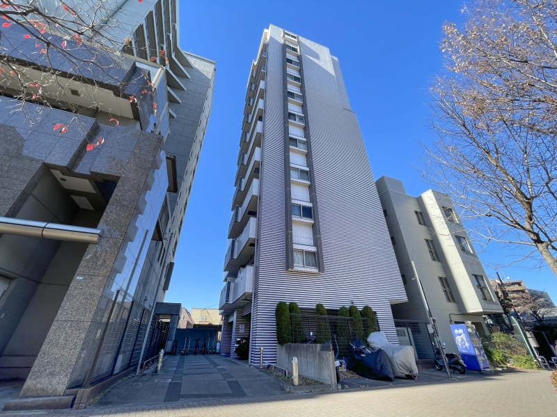 ラグジュアリーアパートメント中野坂上