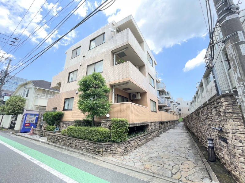 ルート四谷三丁目